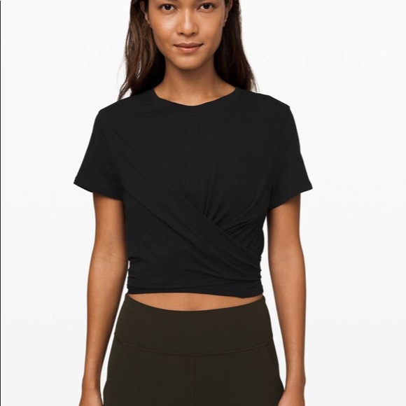 Lululemon - Picture 3 of 3